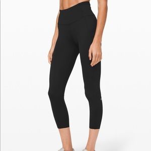 NWOT lululemon fast and free 23” BLK leggingss